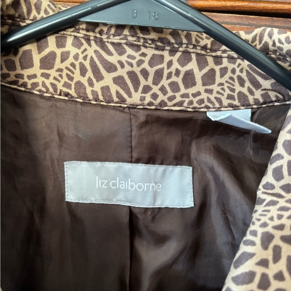 Liz Claiborne Trench - Picture 2 of 5